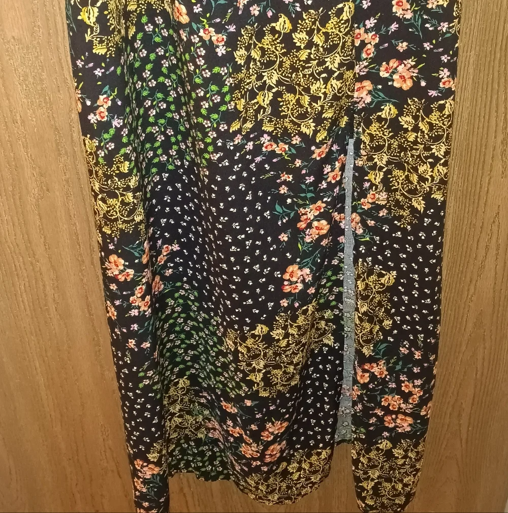 Spring Dress - Picture 2 of 5